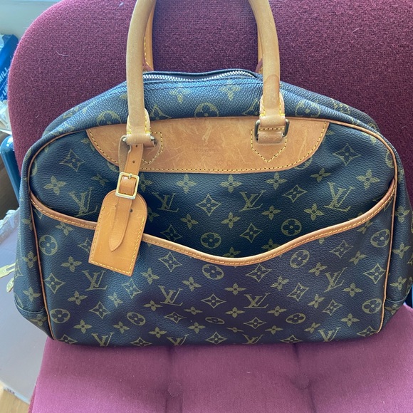 Louis Vuitton Deauville - Picture 1 of 9
